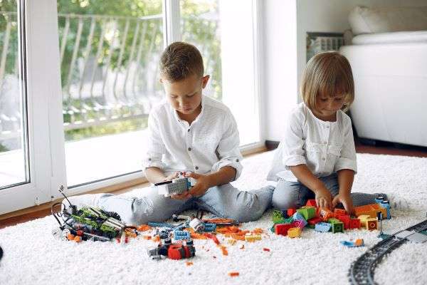 Children playing Lego
