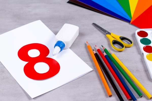 Coloring numbers.