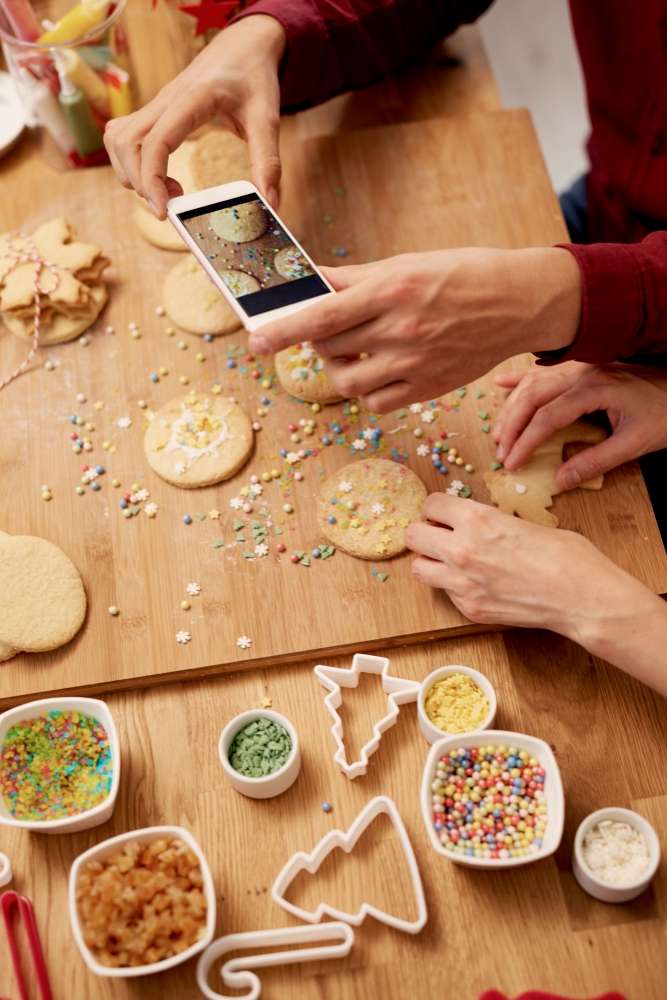 cookies of different sizes and shapes to understand basic geometry concepts